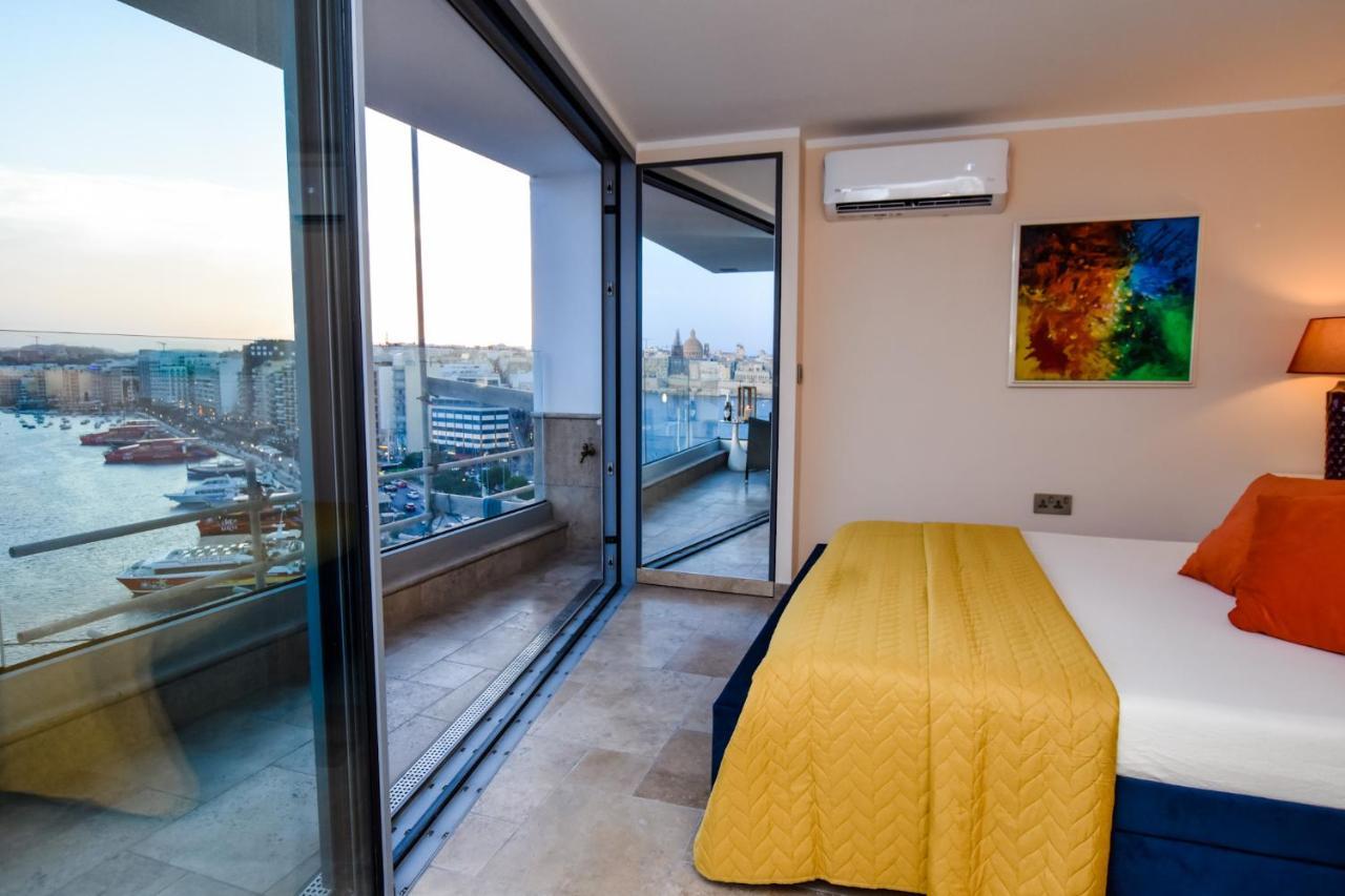 Unique Seafront Triplex Penthouse With Panoramic Bedroom & Rooftop Jacuzzi Overlooking Valletta Sliema Extérieur photo