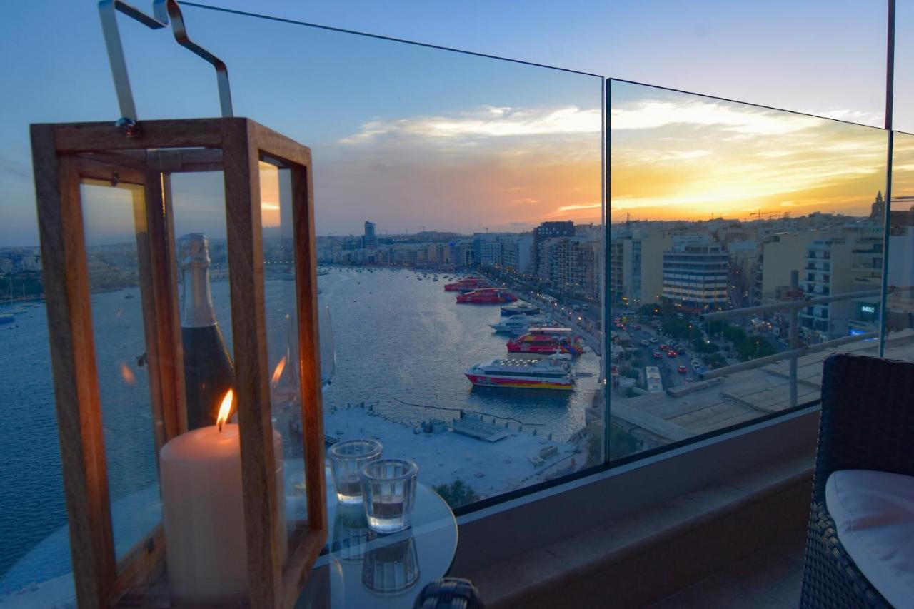 Unique Seafront Triplex Penthouse With Panoramic Bedroom & Rooftop Jacuzzi Overlooking Valletta Sliema Extérieur photo